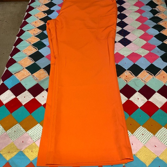 DKNY slacks - Picture 2 of 4